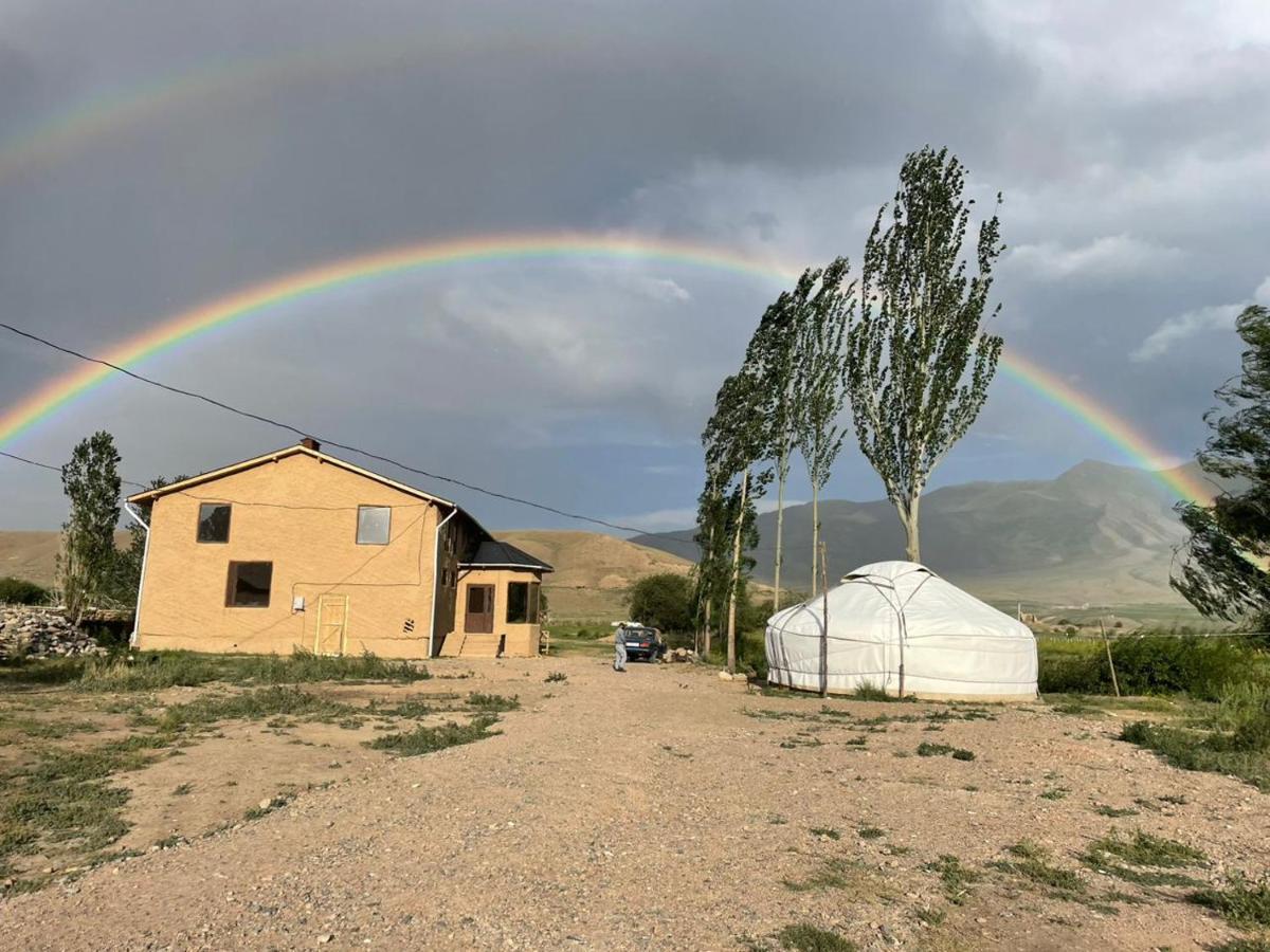Kyzart Hotel & Horse Tours Bagysh Екстер'єр фото